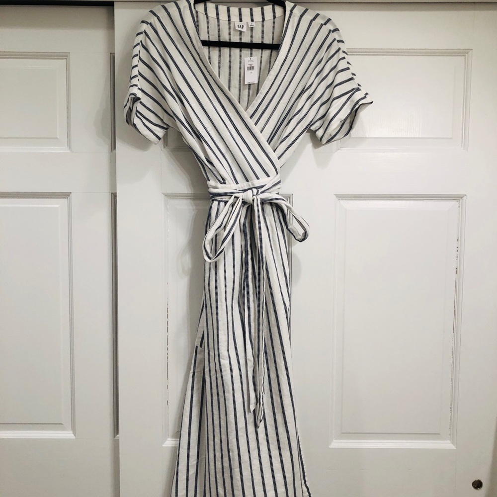 Gap wrap dress